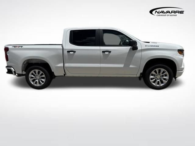New 2026 Chevrolet Silverado 1500 Custom AWD/4WD image 2