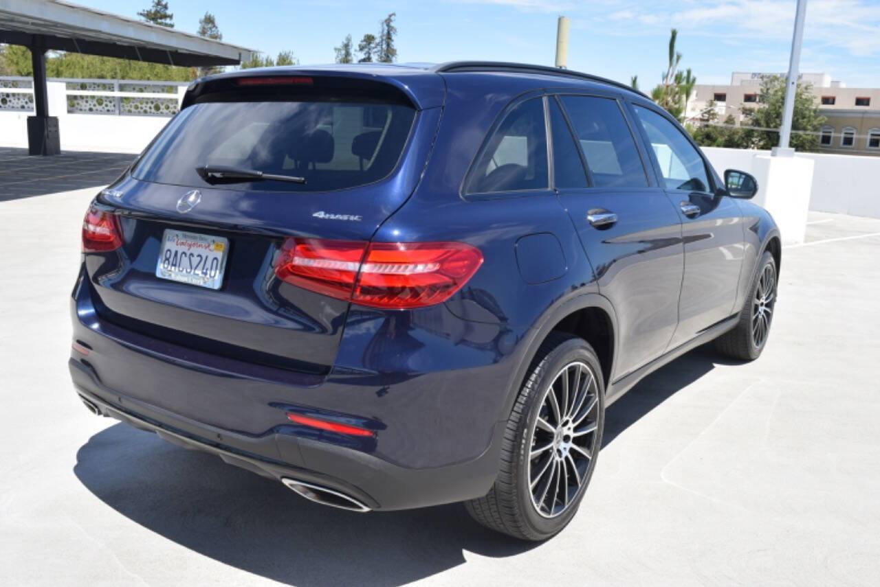 Used 2017 Mercedes-Benz GLC 300 4MATIC image 17