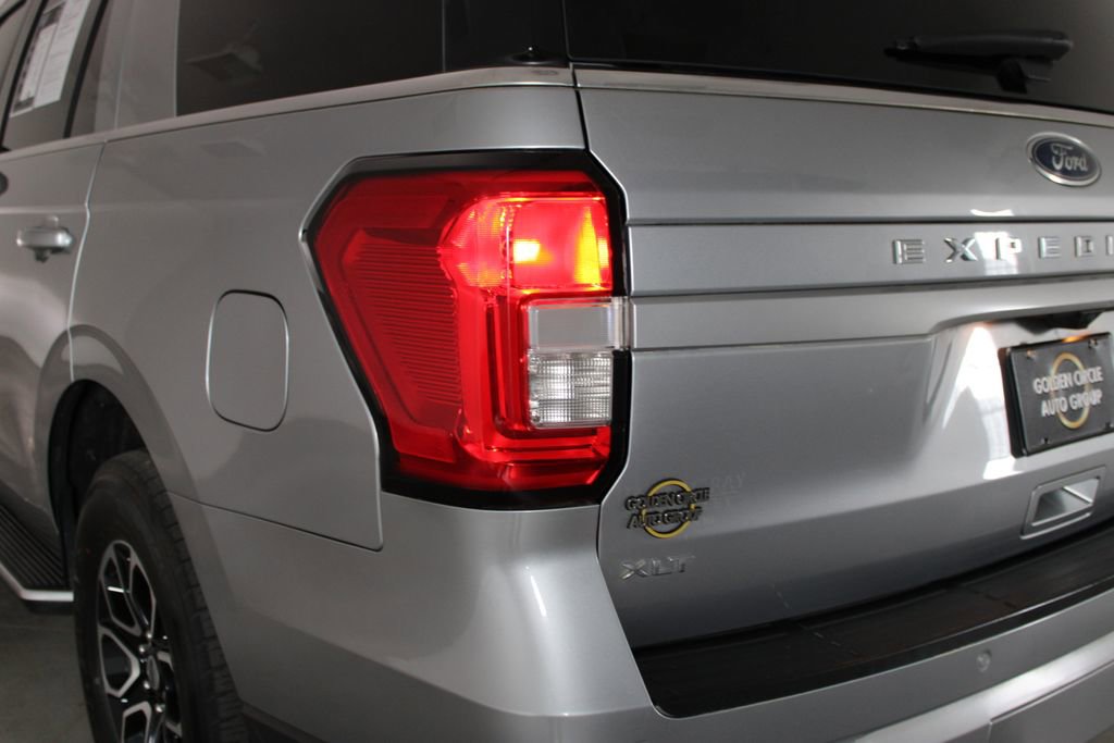 Used 2022 Ford Expedition XLT image 60