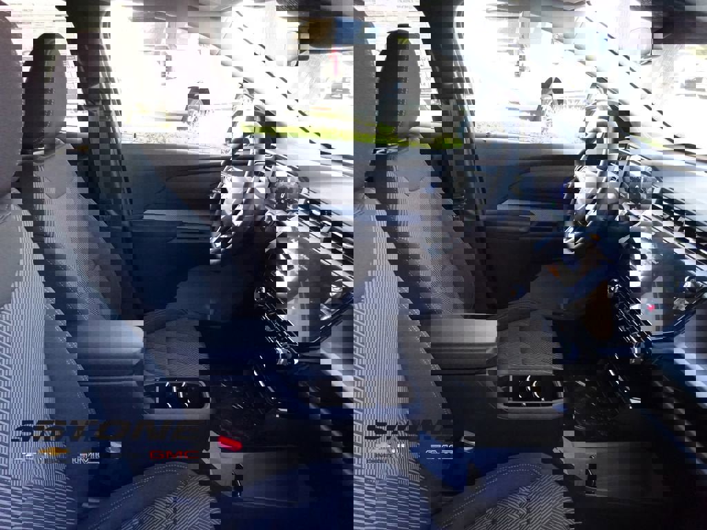 New 2027 Chevrolet Bolt LT w/ Comfort Package image 16