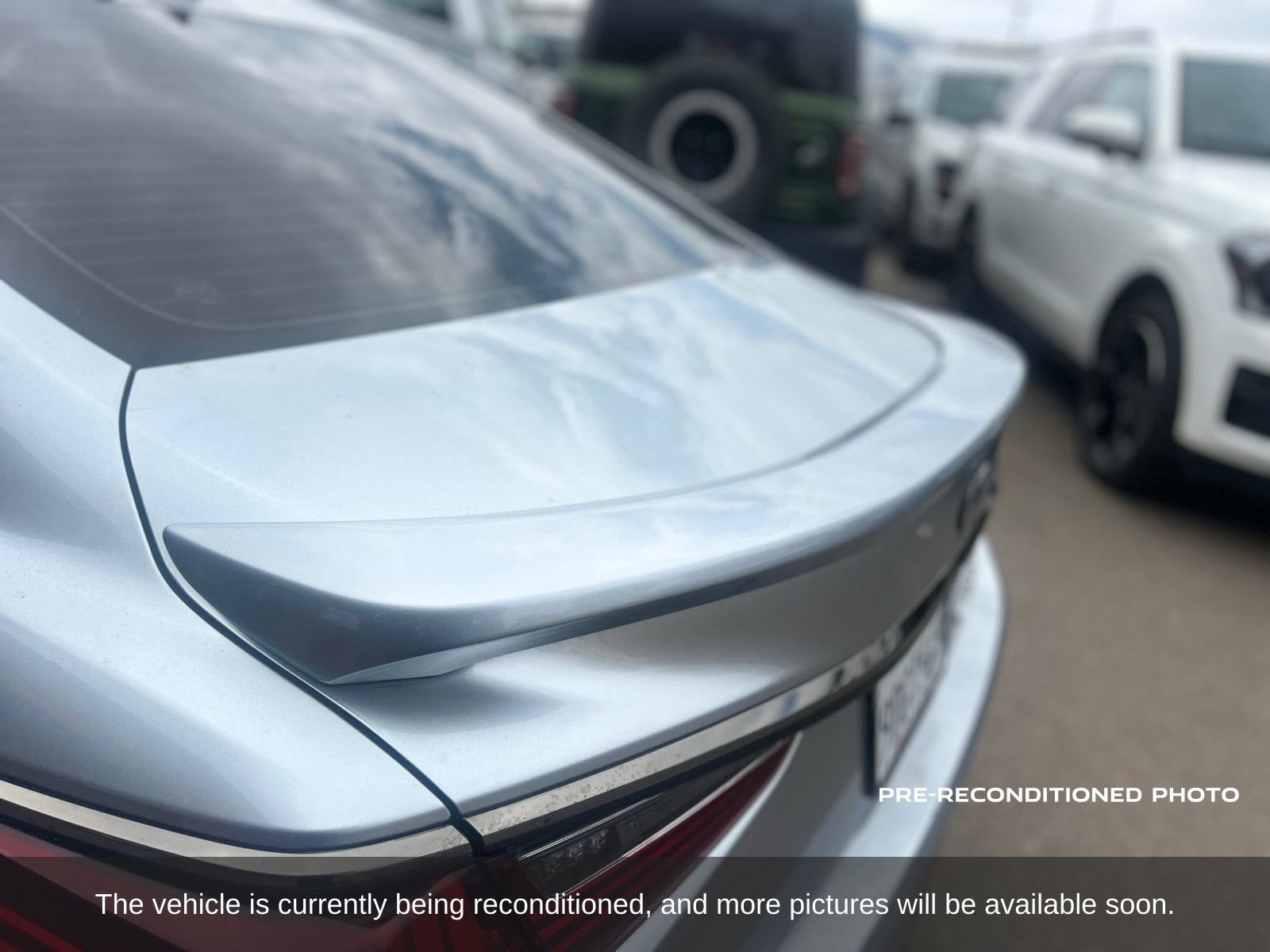 Used 2022 Lexus ES 300h F Sport w/ Accessory Package 2 FWD image 6