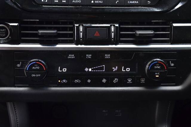Used 2023 Nissan Pathfinder SV FWD image 15