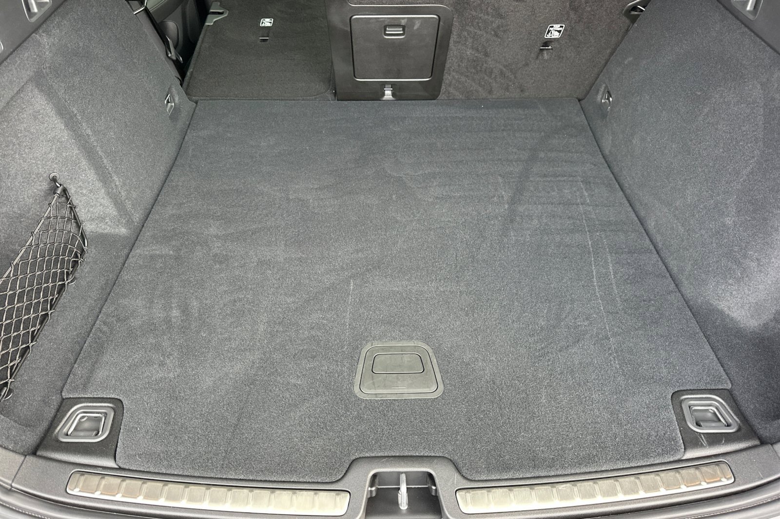 Used 2025 Volvo V60 B5 Cross Country Plus image 15