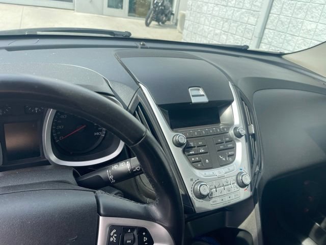 Used 2011 Chevrolet Equinox LT AWD/4WD image 28