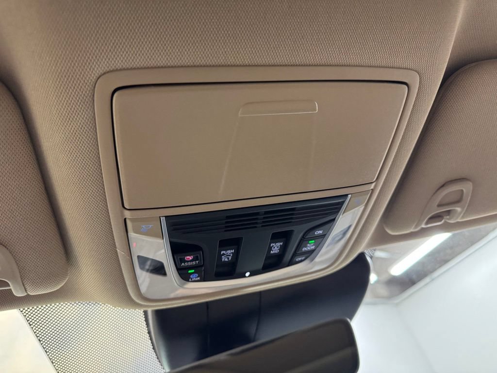 Certified 2024 Acura RDX SH-AWD w/ Technology Package image 34
