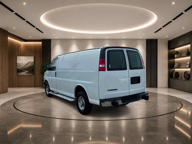 Used 2024 Chevrolet Express 2500 w/ Driver Convenience Package RWD image 5