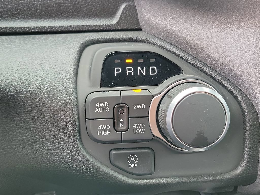 New 2026 RAM 1500 Big Horn AWD/4WD image 10