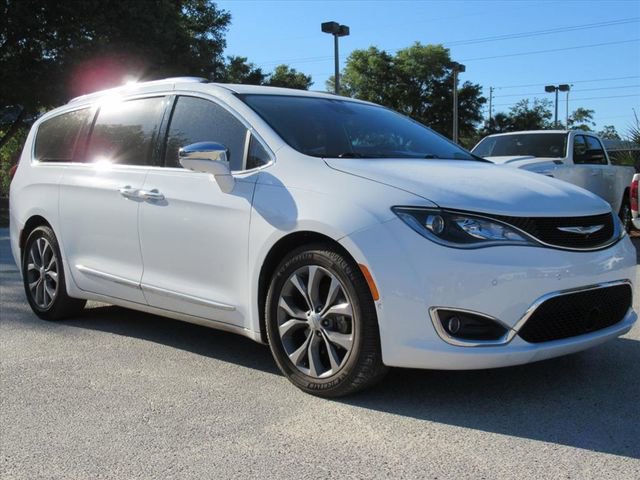 Used 2017 Chrysler Pacifica Limited