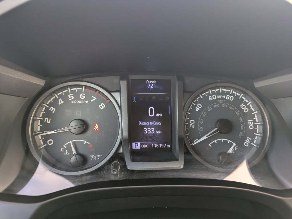 Used 2017 Toyota Tacoma TRD Off-Road w/ Tow Package (A/T) AWD/4WD image 13