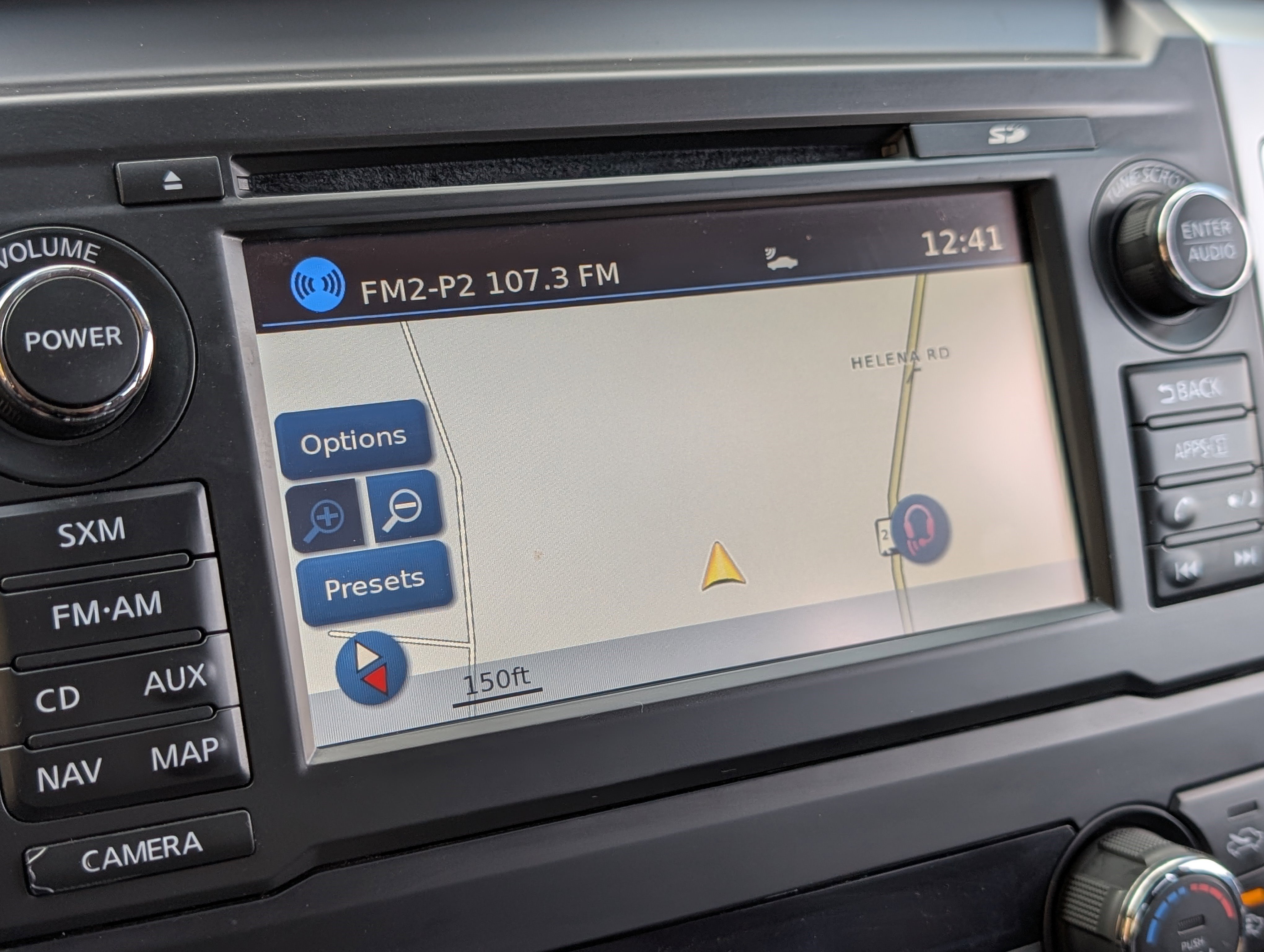 Used 2018 Nissan Titan SL image 26