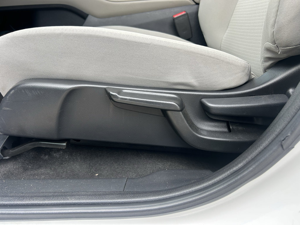 Used 2022 Honda HR-V LX image 21