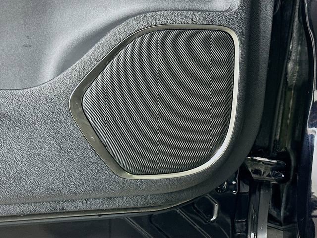 Used 2020 Lincoln Nautilus Reserve image 19