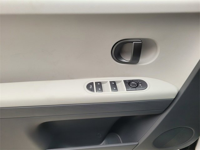 New 2026 Hyundai Ioniq 5 SE image 16