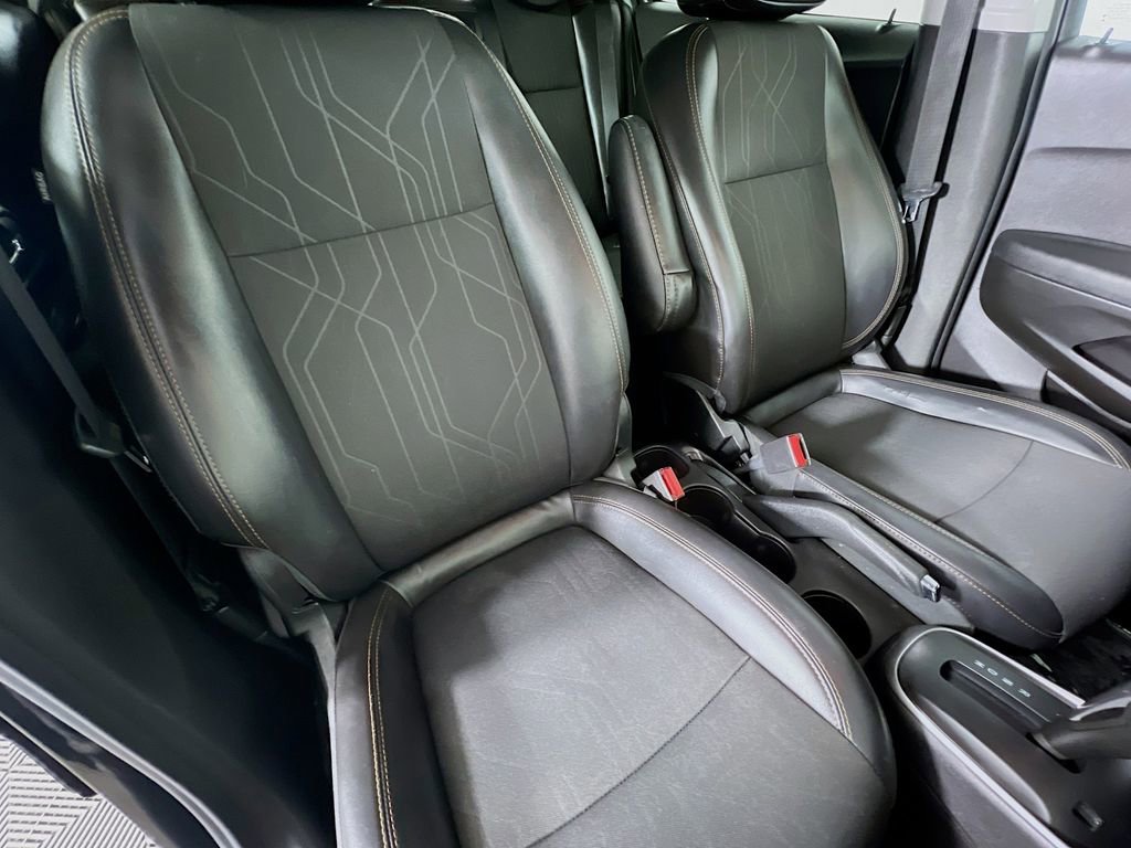 Used 2019 Chevrolet Trax LT w/ Redline Edition image 25