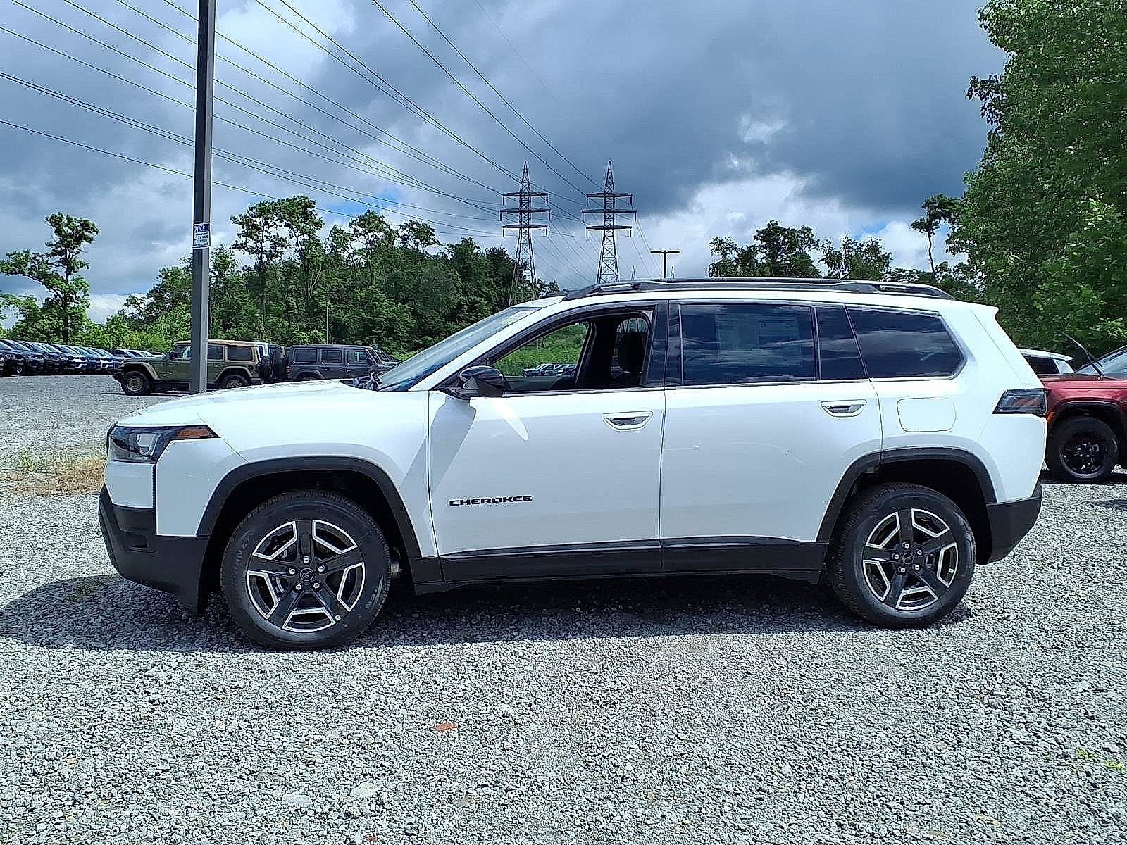 New 2026 Jeep Cherokee Laredo AWD/4WD image 2