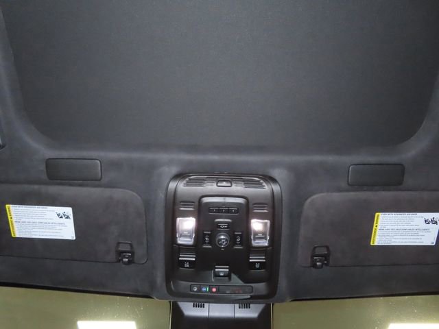 Certified 2024 Cadillac Escalade ESV V w/ LPO, ONYX Package AWD/4WD image 32