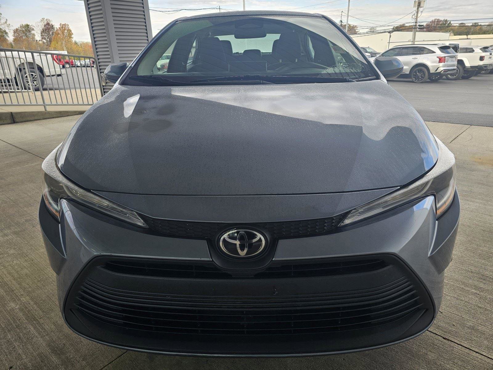 Used 2023 Toyota Corolla LE image 8
