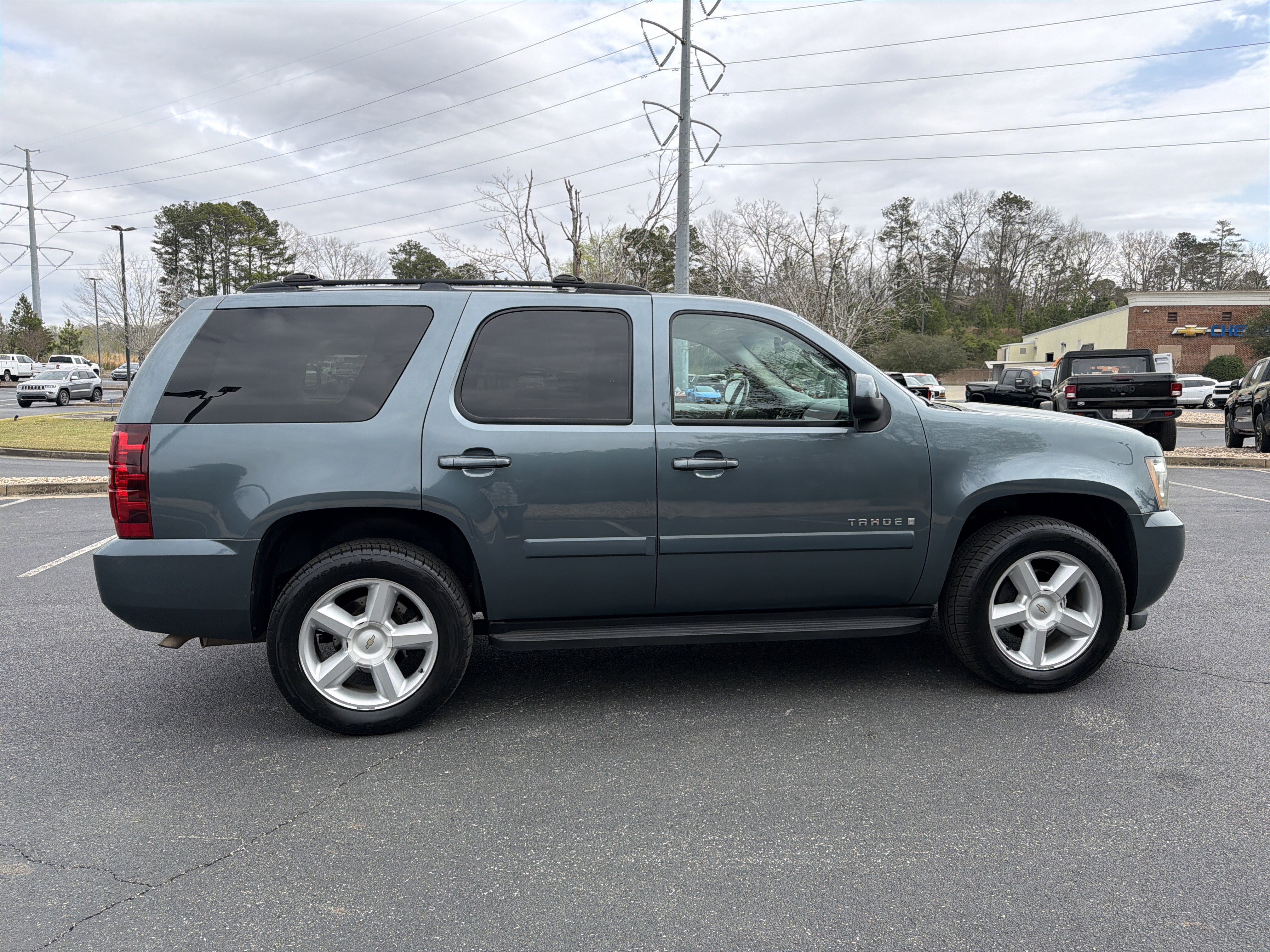 Used 2008 Chevrolet Tahoe LT w/ Convenience Package 1 image 4