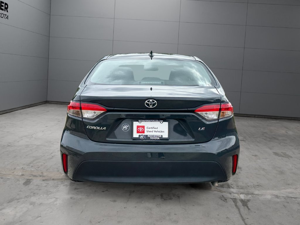 Certified 2025 Toyota Corolla LE FWD image 4