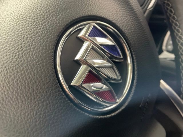 Used 2023 Buick Envision Avenir image 51