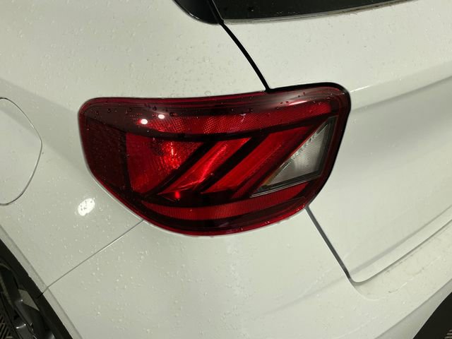 New 2026 Hyundai Venue SEL FWD image 17