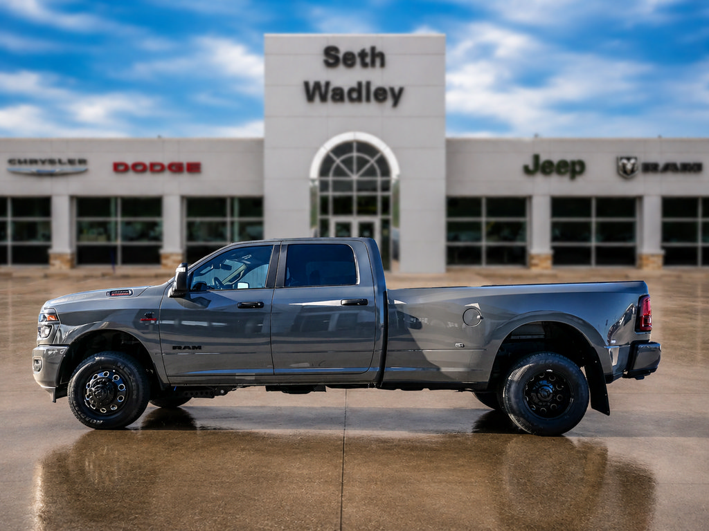 New 2026 RAM 3500 Big Horn AWD/4WD image 65