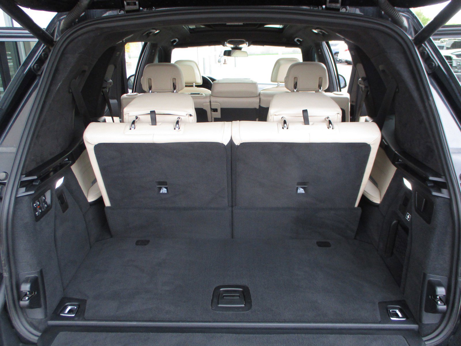 Used 2021 BMW X7 xDrive40i image 61