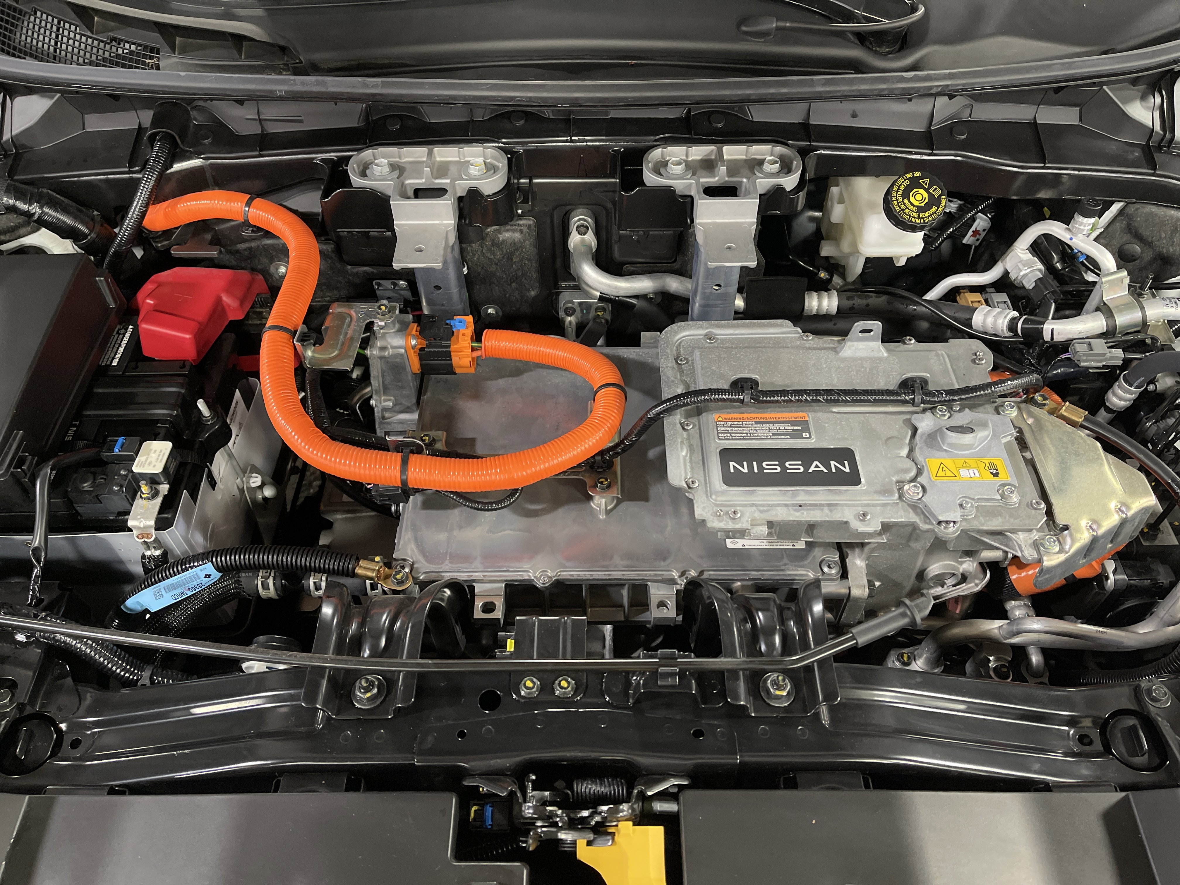 Used 2023 Nissan Ariya FWD image 16