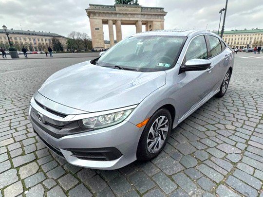 Used 2018 Honda Civic EX image 2