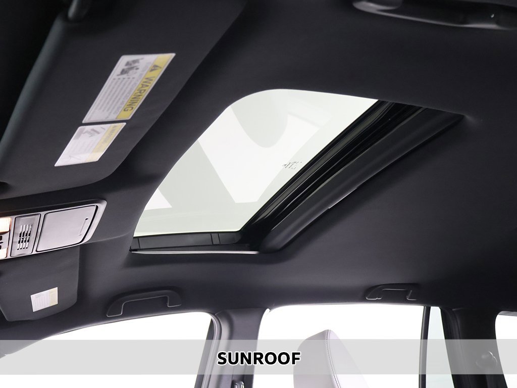 Used 2023 Honda Passport EX-L image 3