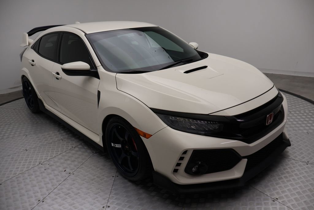 Used 2018 Honda Civic Type R image 6