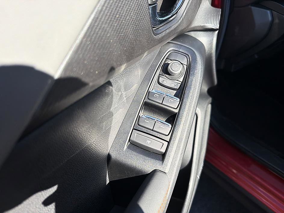 Used 2024 Subaru Crosstrek 2.5i Limited w/ Crosstrek Mirror Package image 10