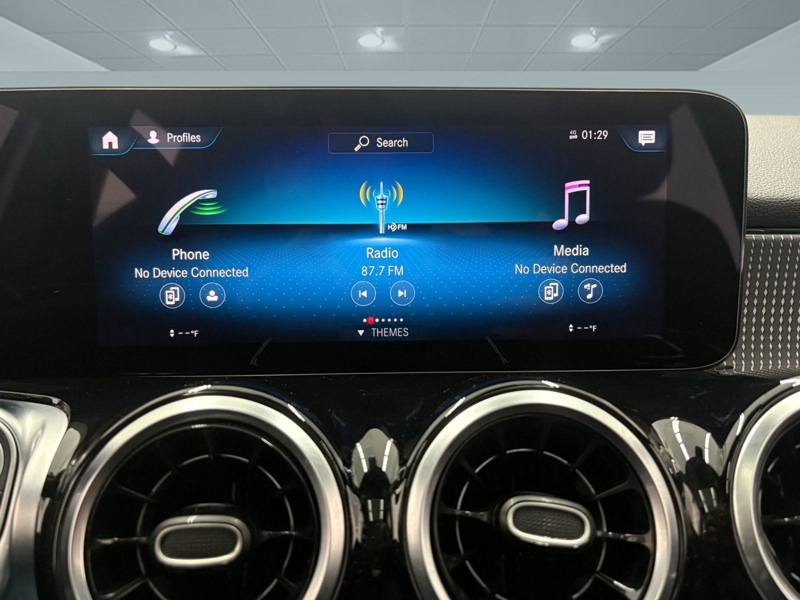 Certified 2023 Mercedes-Benz GLB 250 image 29