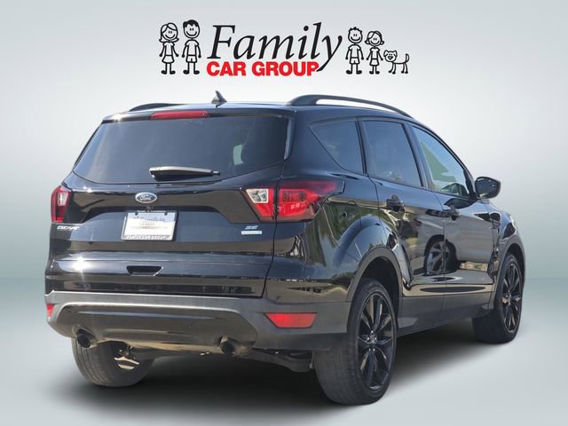 Used 2019 Ford Escape SE image 4