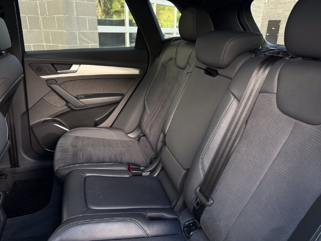 Used 2021 Audi SQ5 Premium AWD/4WD image 32