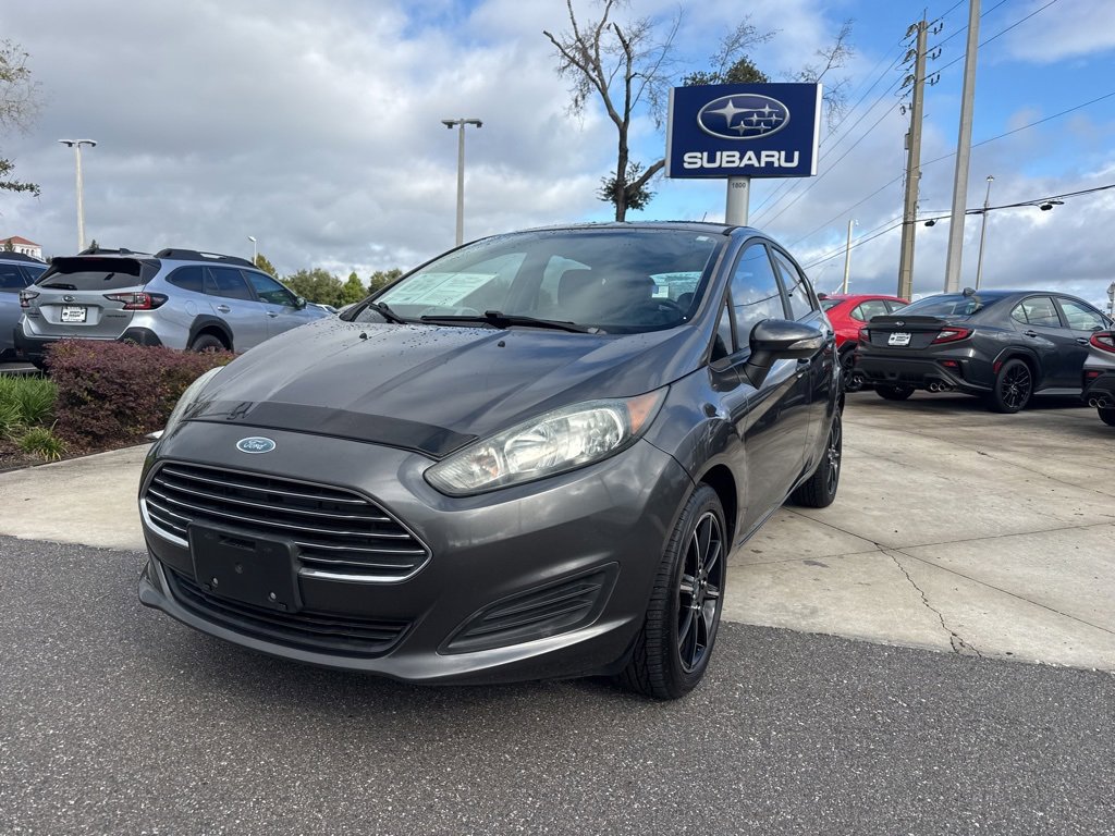 Used 2015 Ford Fiesta SE