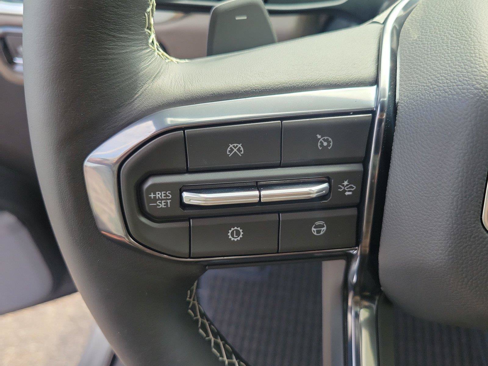 New 2026 GMC Yukon XL Denali Ultimate AWD/4WD image 23