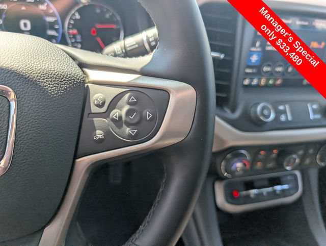 Used 2023 GMC Acadia Denali w/ Denali Ultimate Package AWD/4WD image 17