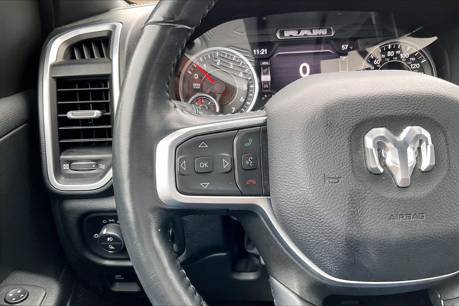 Used 2022 RAM 1500 Big Horn AWD/4WD image 21