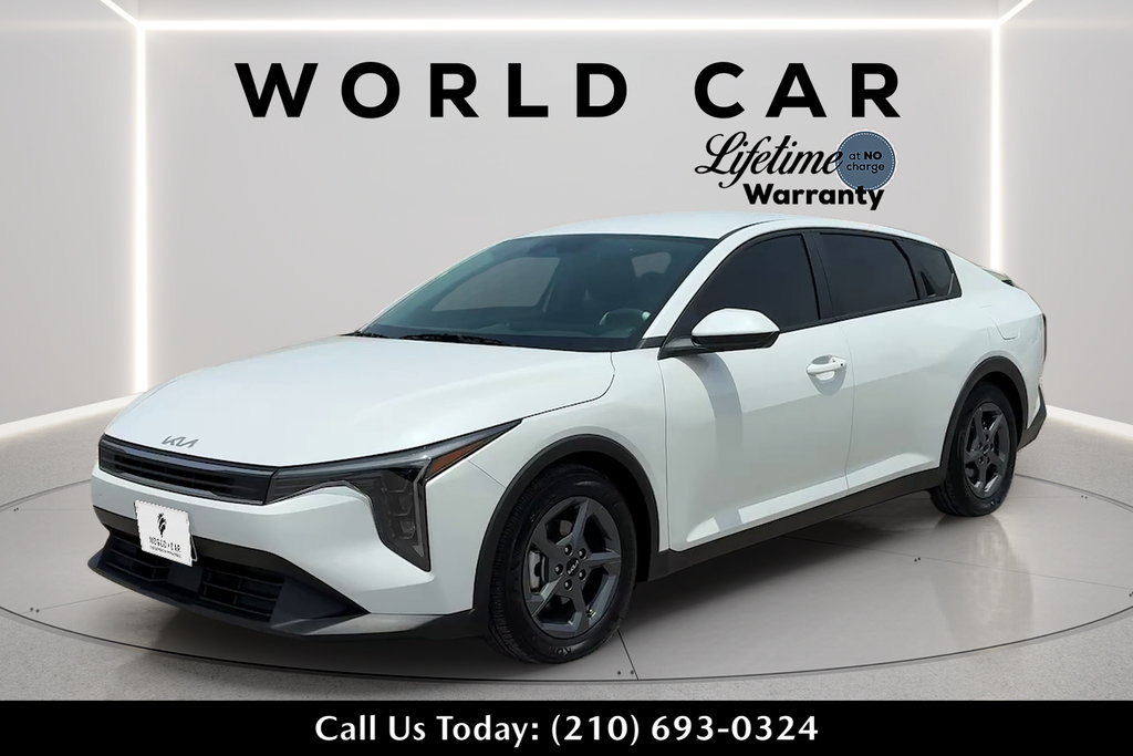 Used 2025 Kia K4 FWD image 7