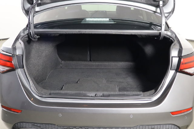 Used 2024 Nissan Sentra SV FWD image 17