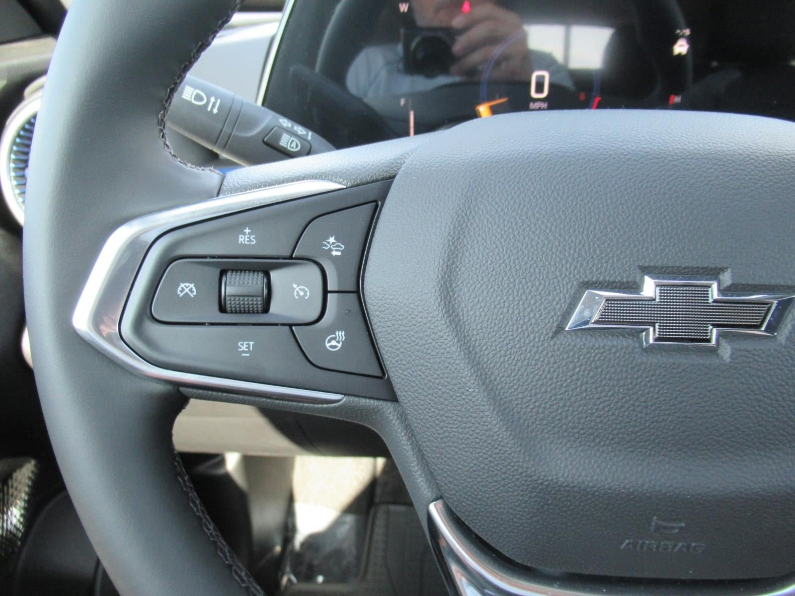 New 2026 Chevrolet Trax LT w/ Driver Confidence Package FWD image 24