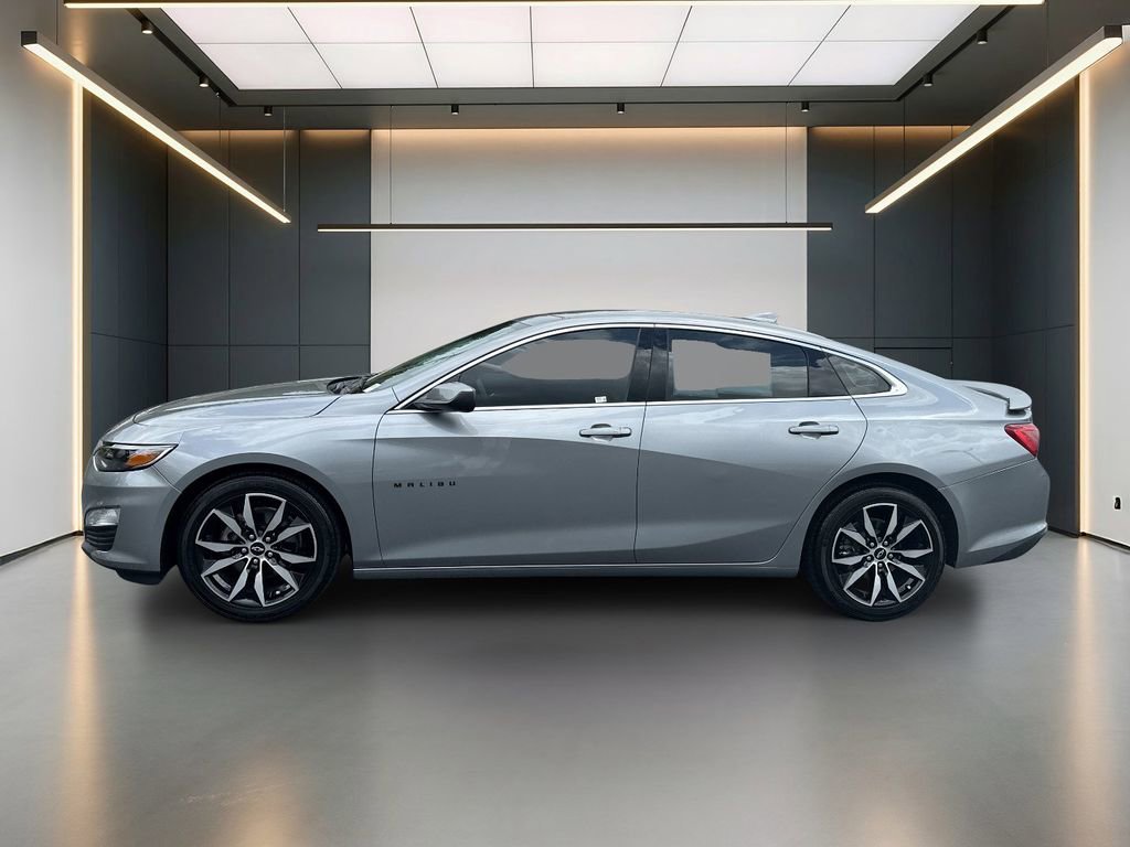 Used 2023 Chevrolet Malibu RS w/ LPO, Floor Liner Package FWD image 2