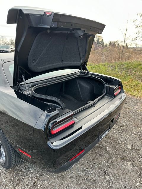 Used 2023 Dodge Challenger R/T w/ T/A Package image 12