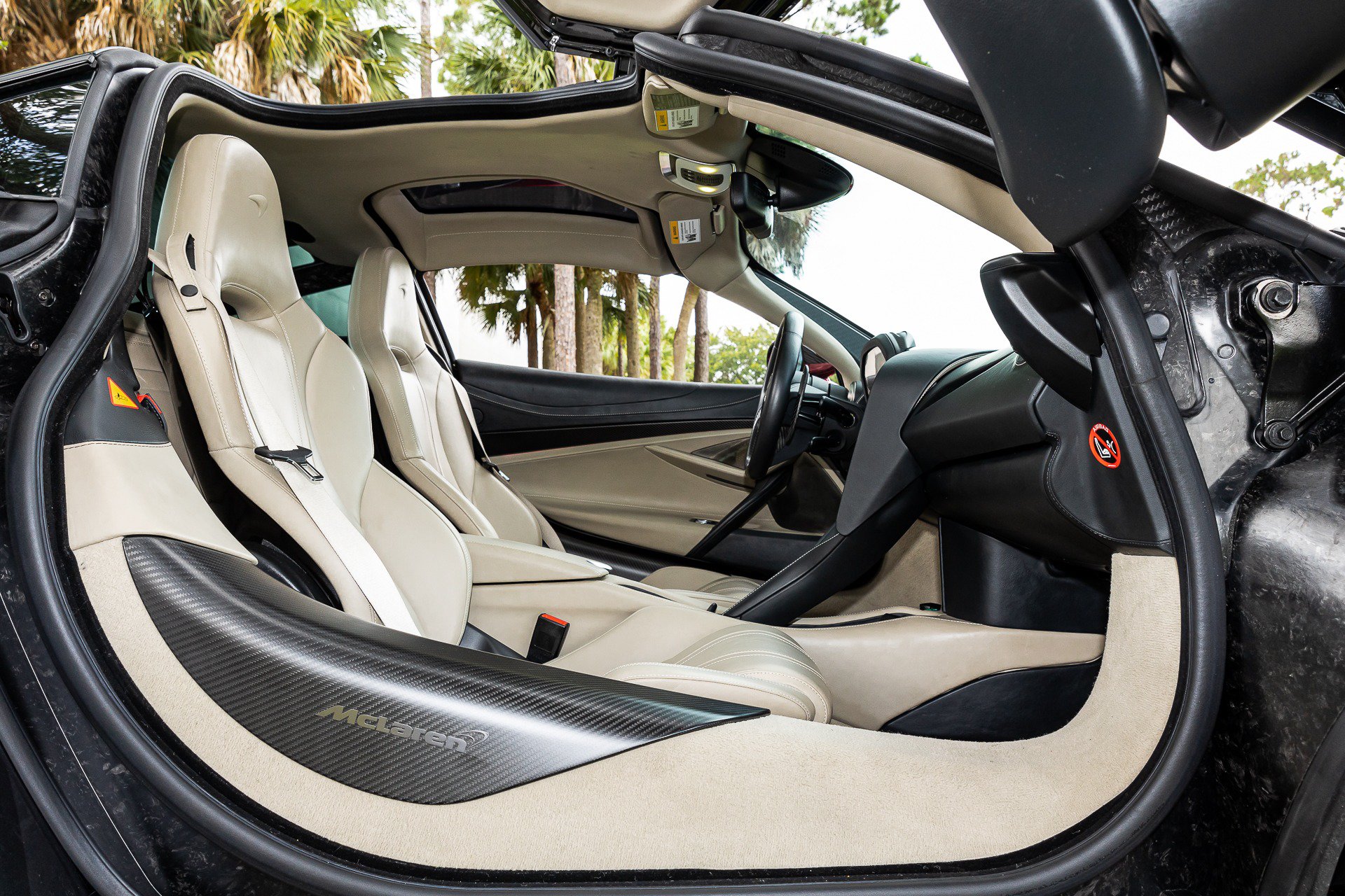 Used 2018 McLaren 720S Luxury RWD image 51