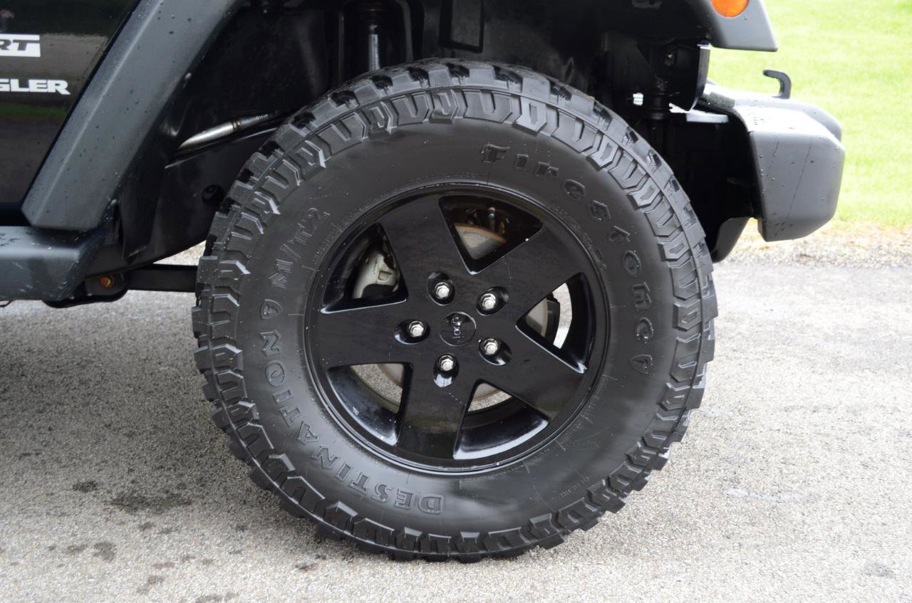 Used 2014 Jeep Wrangler Sport w/ Quick Order Package 24S AWD/4WD image 12