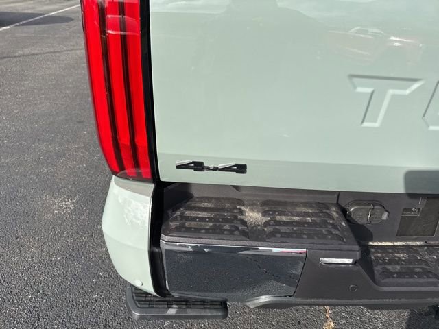 New 2026 Toyota Tundra SR5 image 6