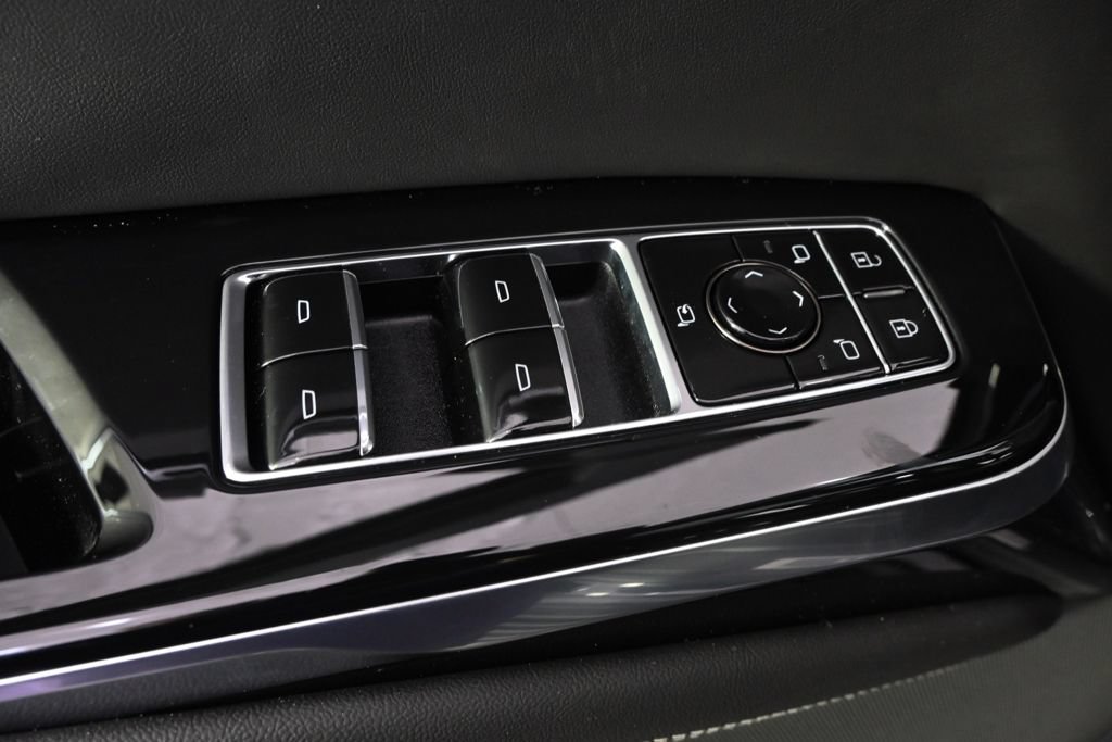 New 2026 Cadillac Escalade Platinum Sport w/ LPO, ONYX Package AWD/4WD image 24