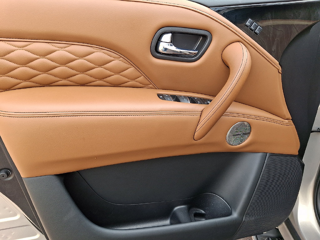 Certified 2024 INFINITI QX80 Sensory AWD/4WD image 13