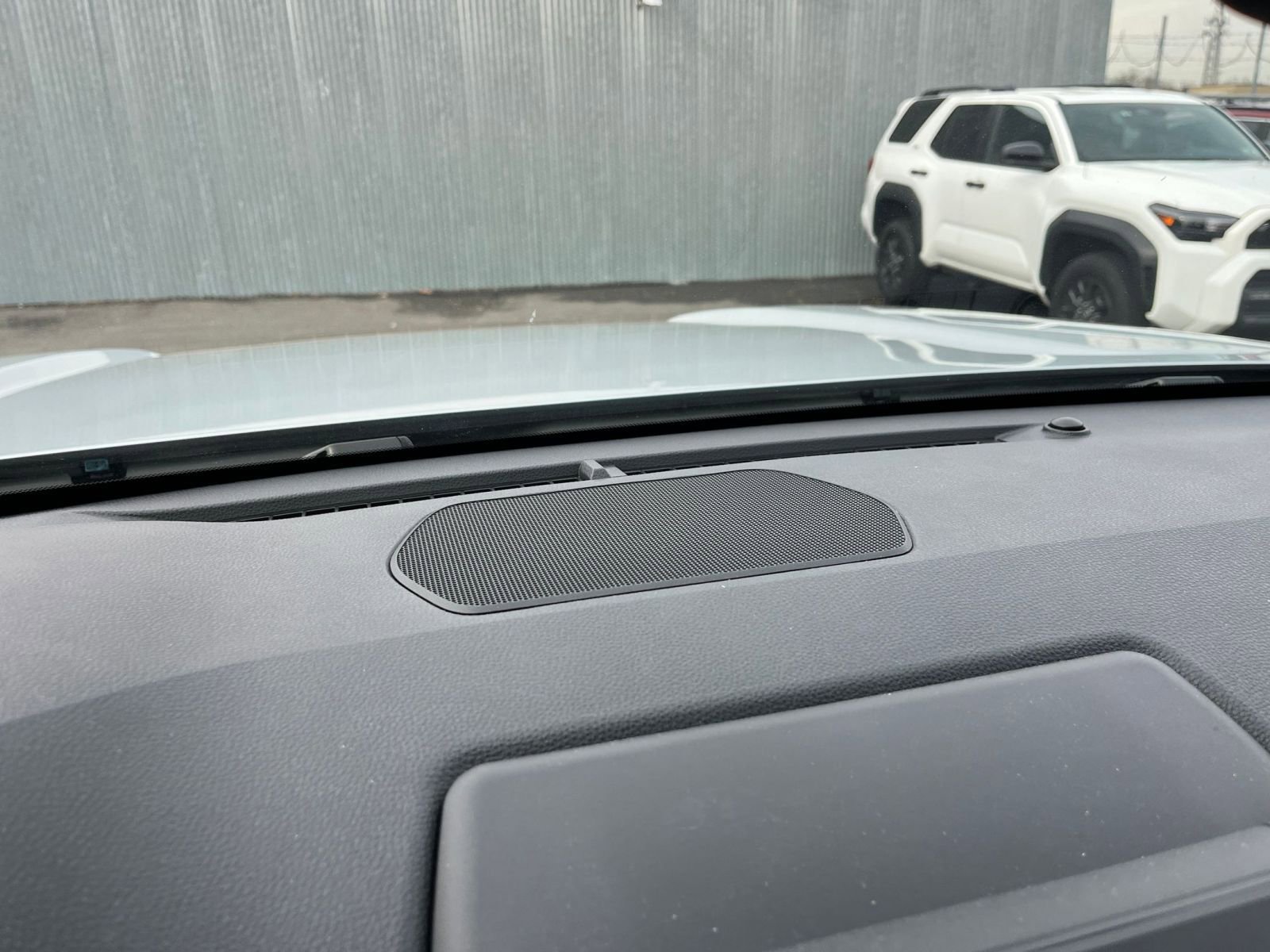 Used 2025 Toyota 4Runner TRD Off-Road image 18